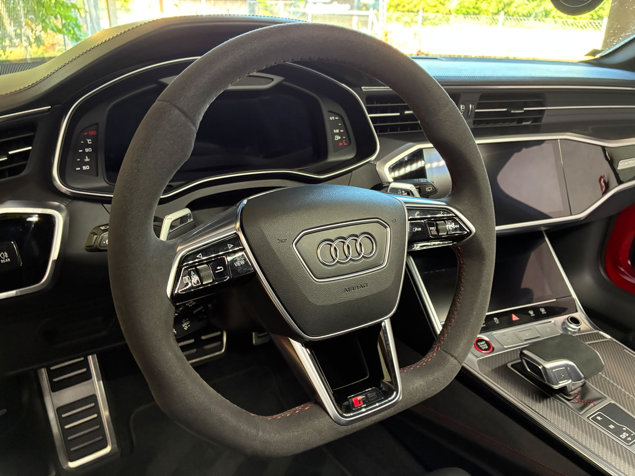 Après - Audi RS6 Volant en Alcantara